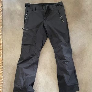 MARMOT REFUGE SNOWBOARD / SKI PANTS - Large - Waterproof